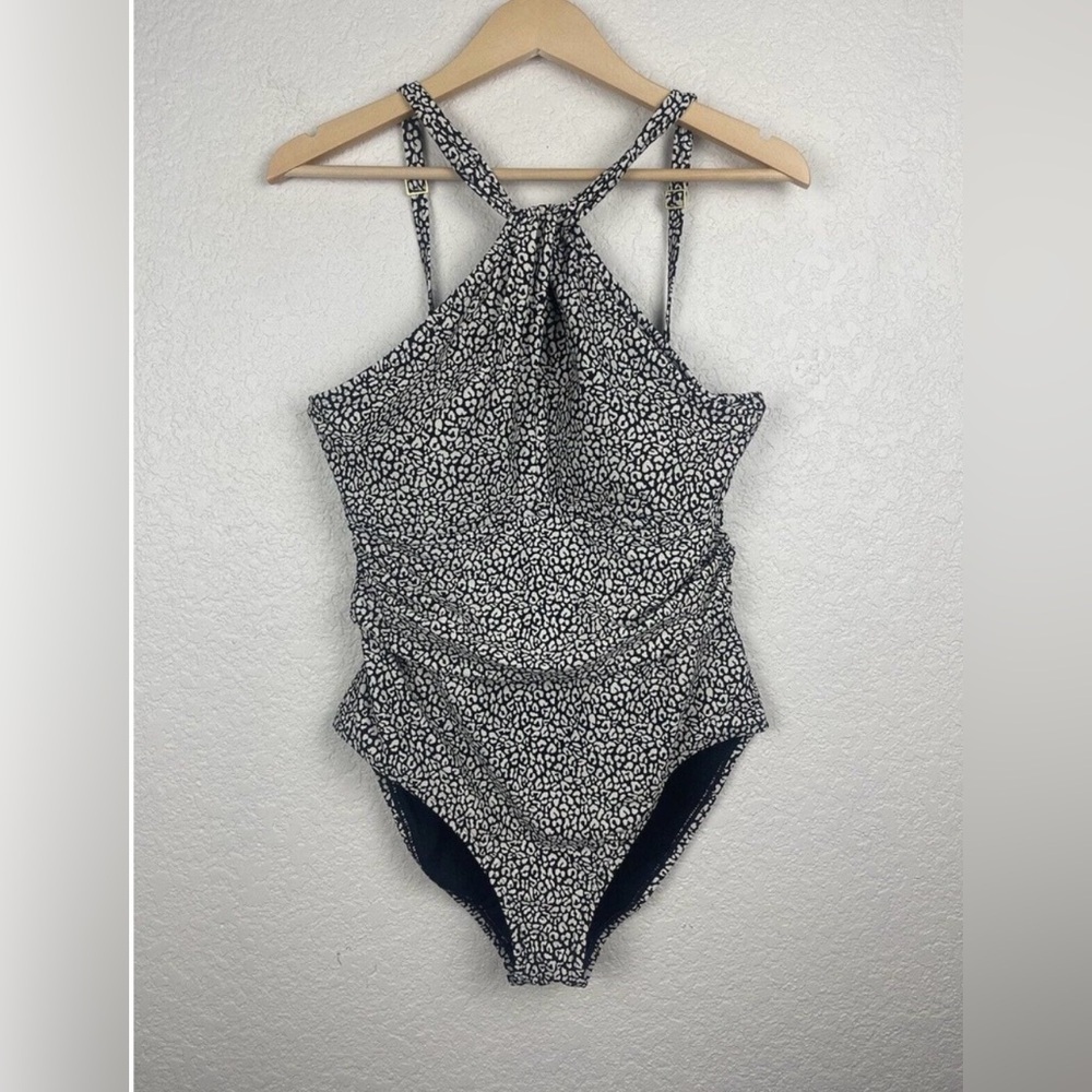 Bleu by Rod Beattie Women’s Swimsuit Size 12